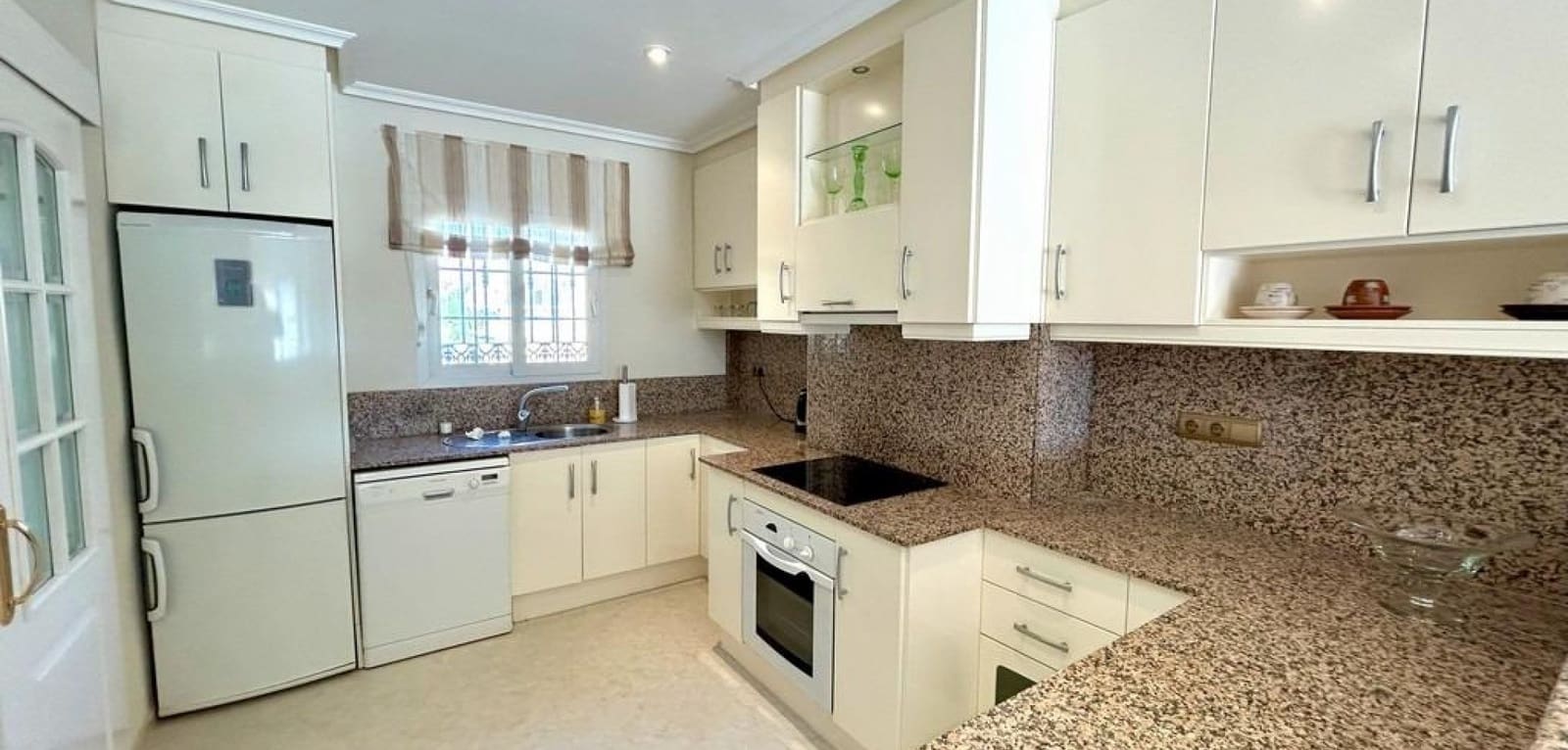 3 quarto Apartamento para venda em Cabo Roig - 645 000 € (Ref: 9394061)