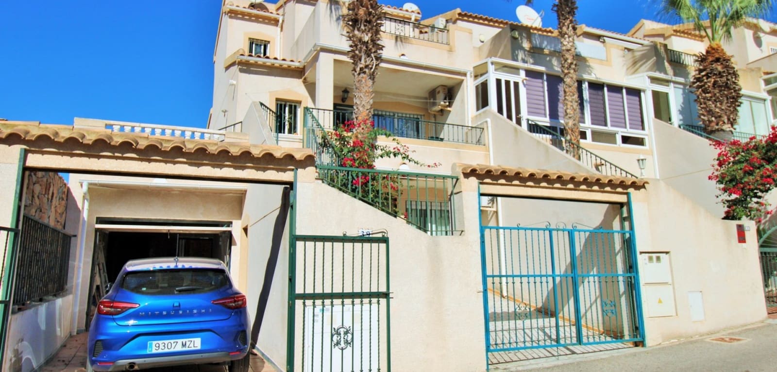 3 Zimmer Haus zu verkaufen in Villamartin mit Pool - 249.990 € (Ref: 9394062)