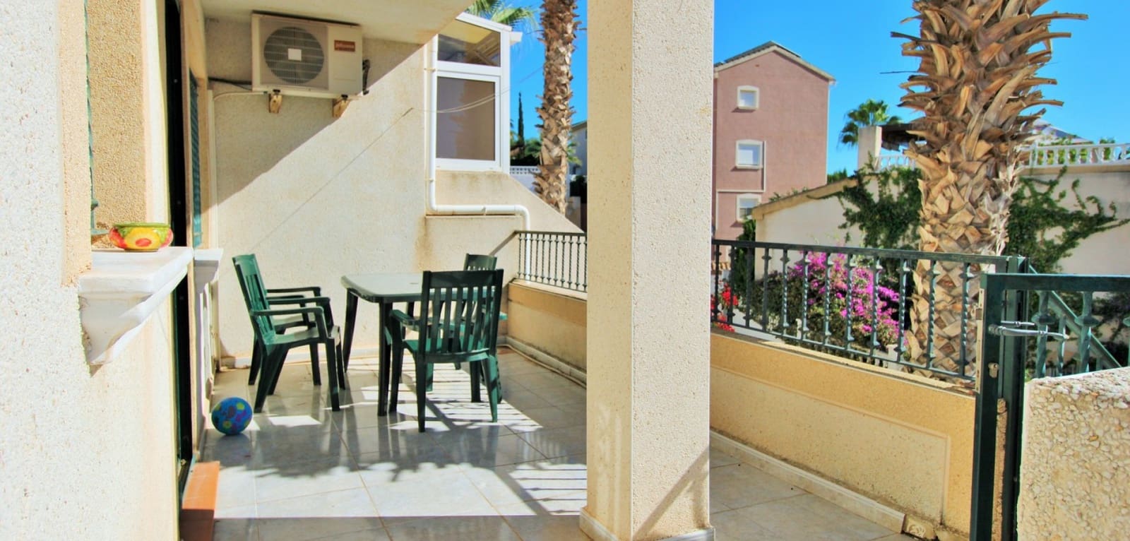 3 Zimmer Haus zu verkaufen in Villamartin mit Pool - 249.990 € (Ref: 9394062)