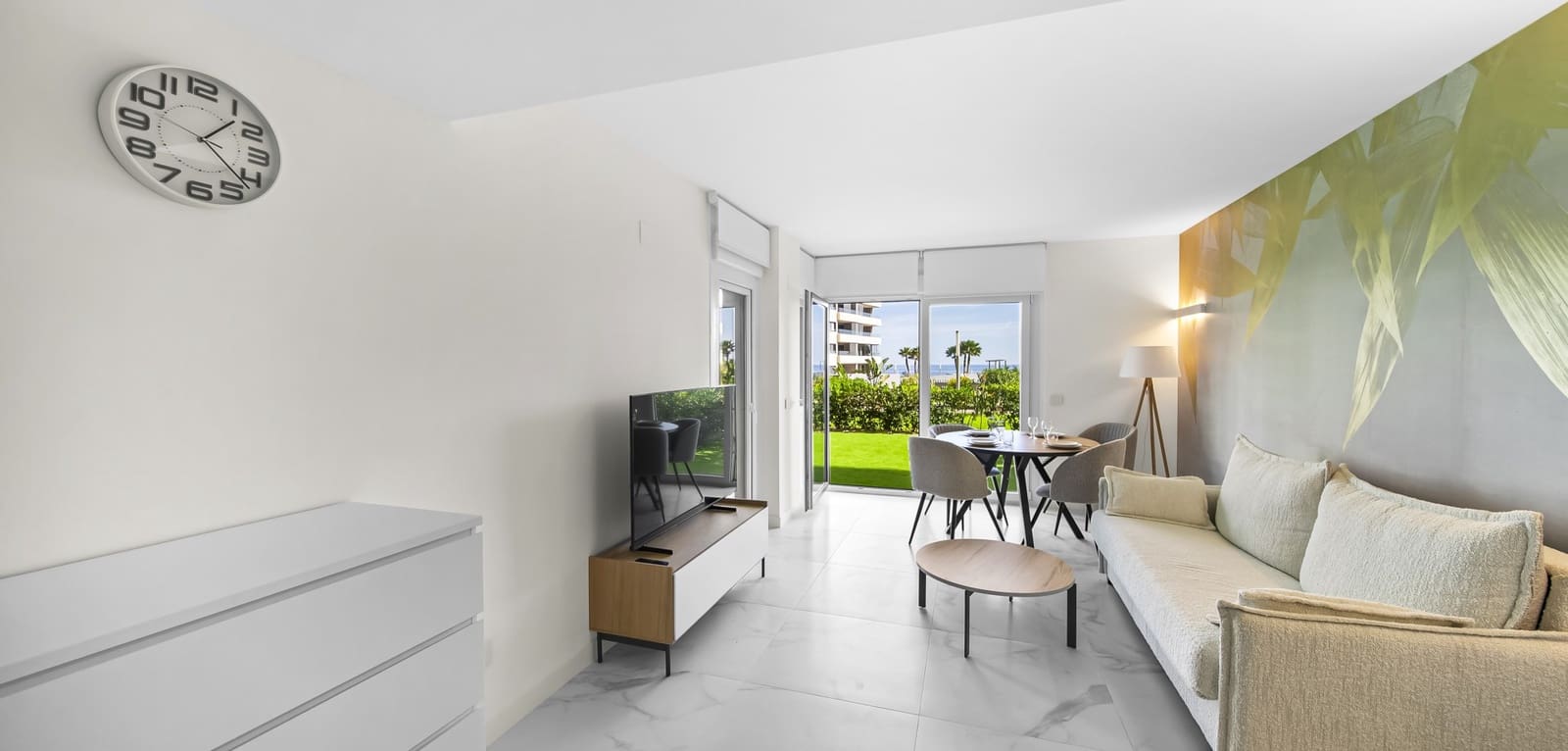 Apartamento de 2 habitaciones en Punta Prima en venta con piscina - 460.000 € (Ref: 9396745)