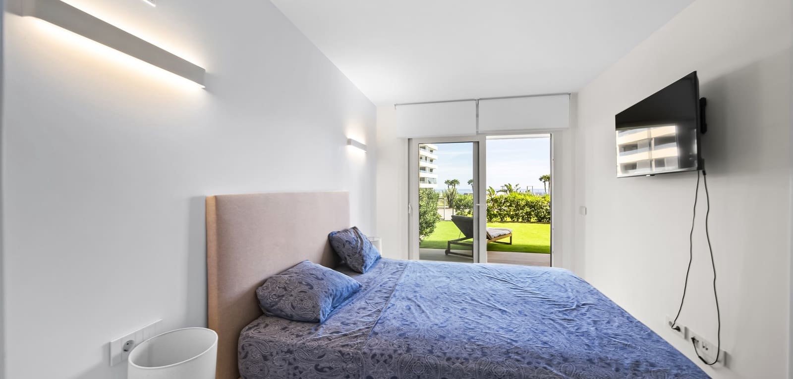 Apartamento de 2 habitaciones en Punta Prima en venta con piscina - 460.000 € (Ref: 9396745)