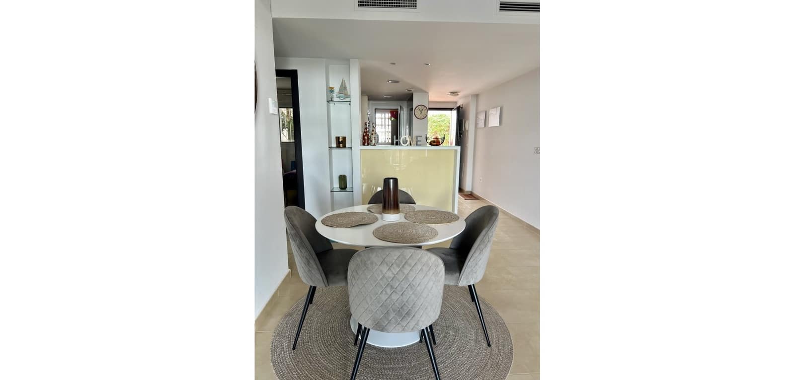 2 bedroom Apartment for sale in Villamartin with pool - € 195,000 (Ref: 9396746)