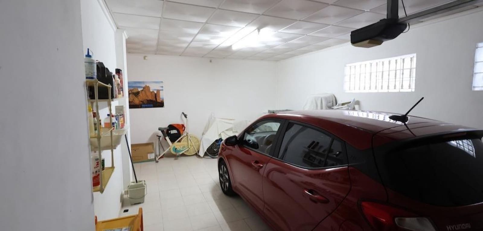 5 bedroom Villa for sale in Villamartin with pool - € 850,000 (Ref: 9399838)