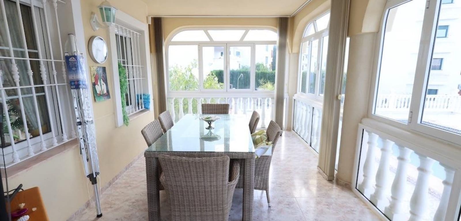 5 bedroom Villa for sale in Villamartin with pool - € 850,000 (Ref: 9399838)