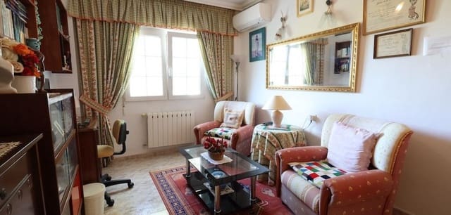 5 bedroom Villa for sale in Villamartin, Orihuela with pool - € 850,000 (Ref: 9399838)