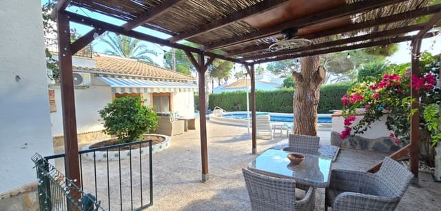 5 quarto Moradia para venda em Cabo Roig, Orihuela com piscina - 850 000 € (Ref: 9401067)