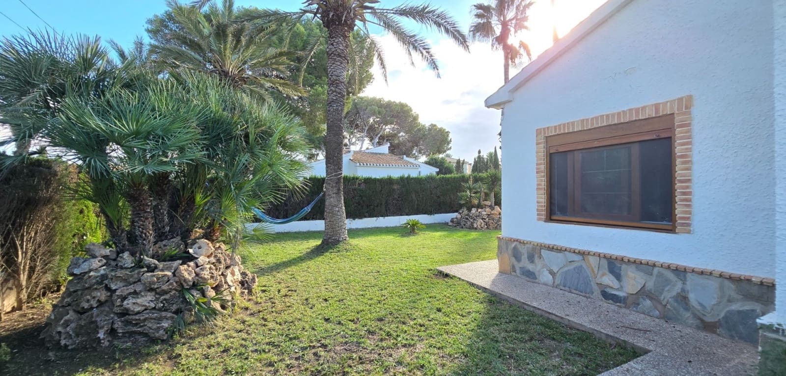 5 bedroom Villa for sale in Orihuela Costa with pool - € 850,000 (Ref: 9401067)