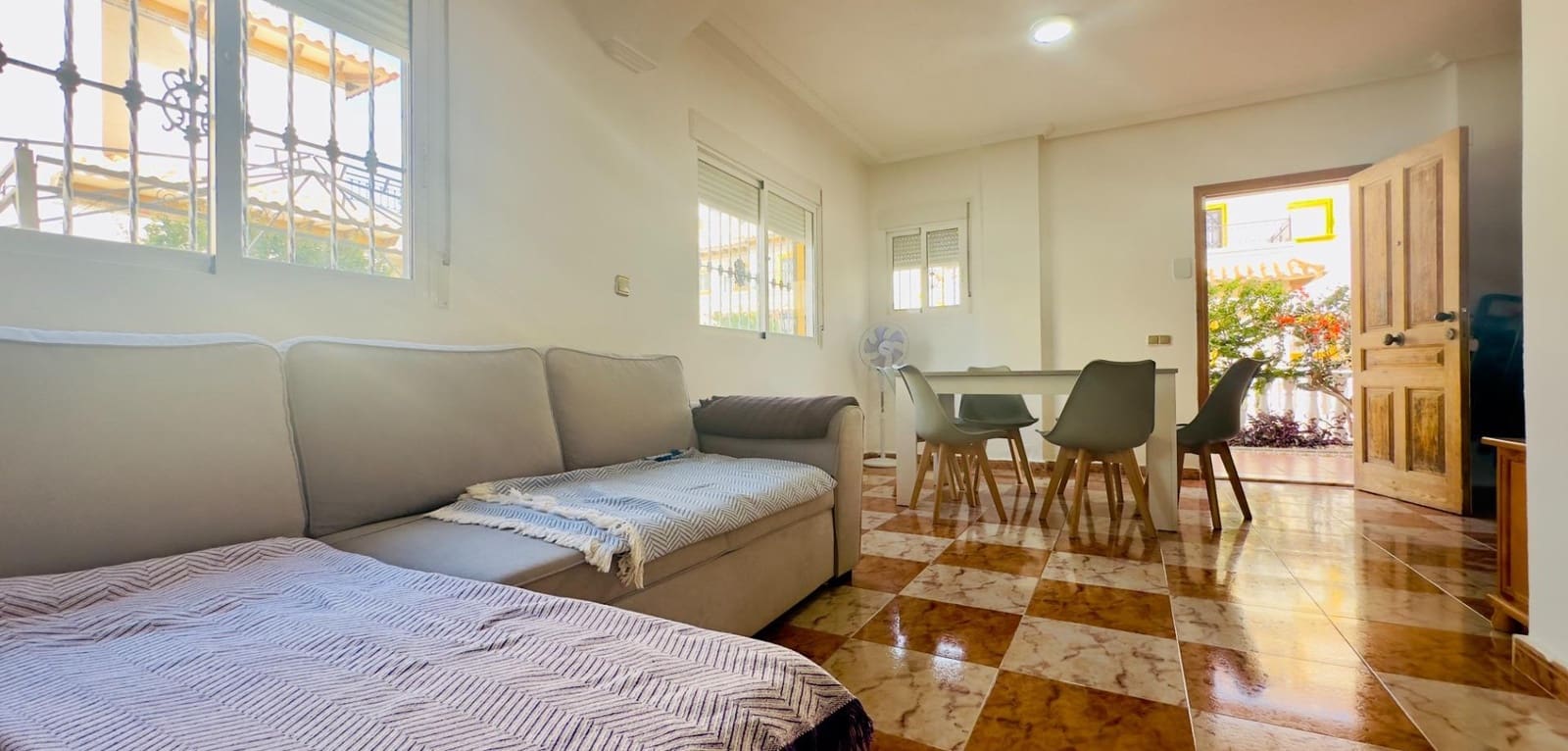 2 soverom Villa til salgs i Cabo Roig med svømmebasseng - € 240 000 (Ref: 9401068)