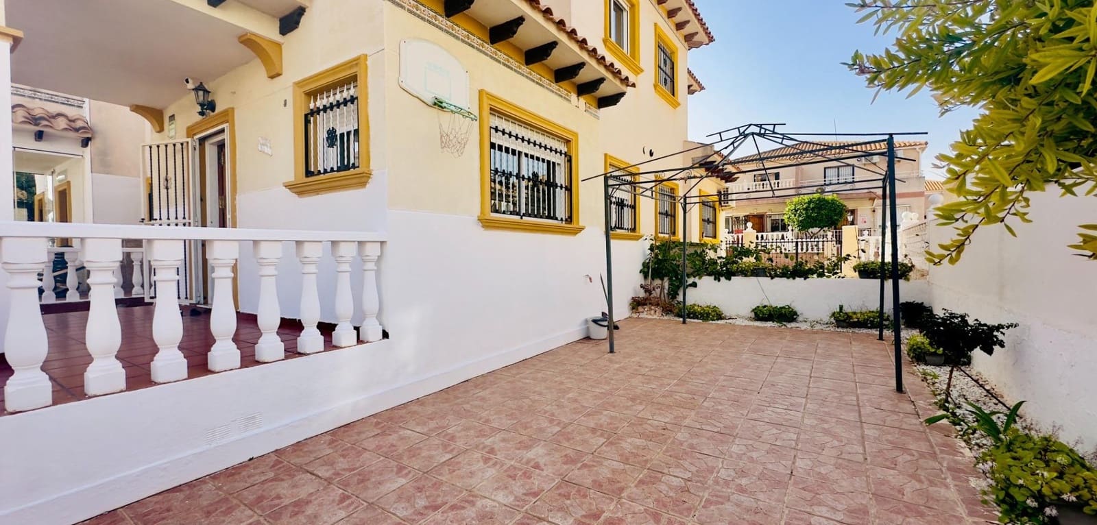 2 soverom Villa til salgs i Cabo Roig med svømmebasseng - € 240 000 (Ref: 9401068)