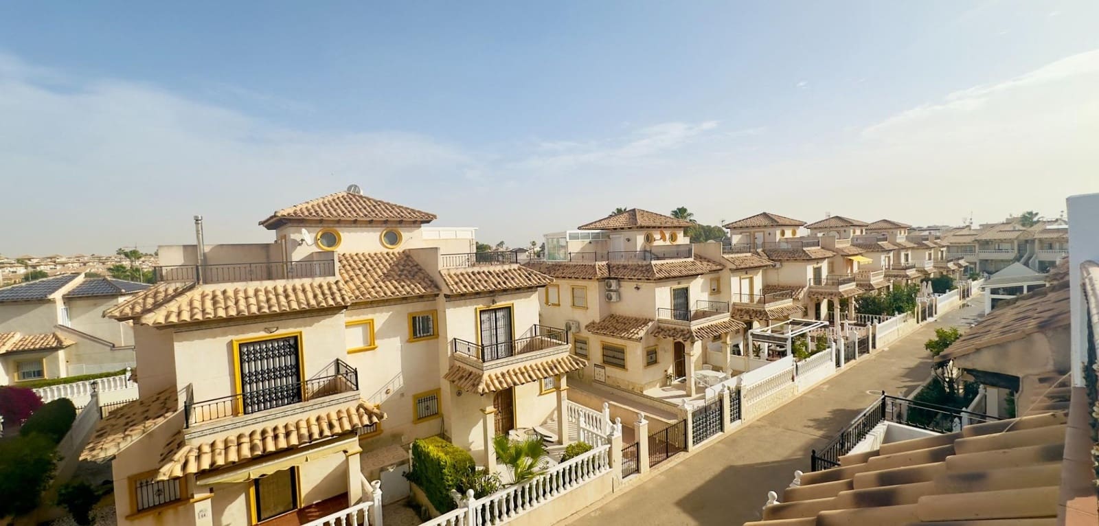 2 soverom Villa til salgs i Cabo Roig med svømmebasseng - € 240 000 (Ref: 9401068)