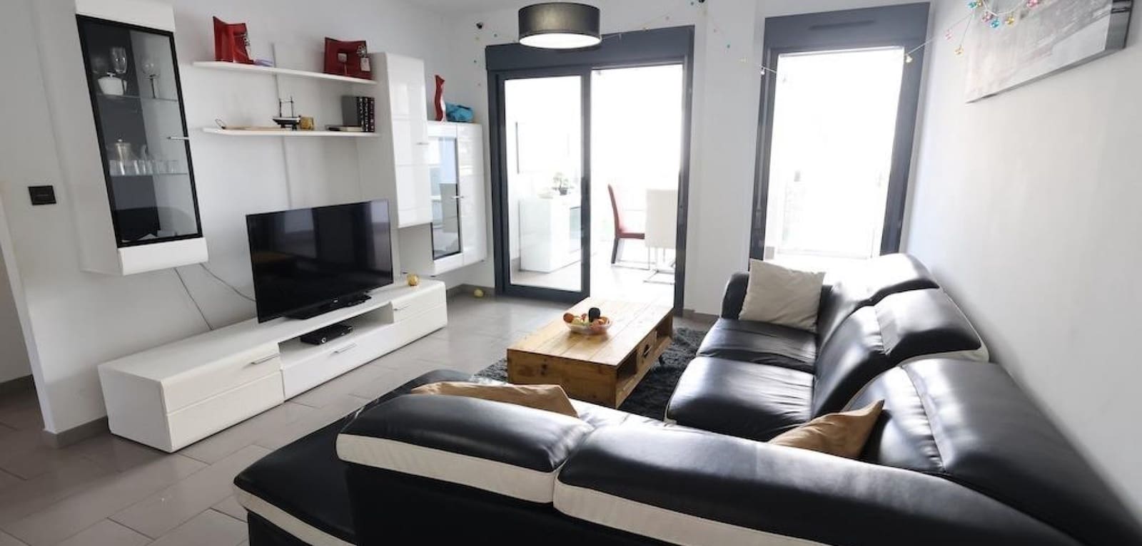 2 makuuhuone Bungalow myytävänä paikassa La Zenia mukana uima-altaan - 289 000 € (Ref: 9414535)