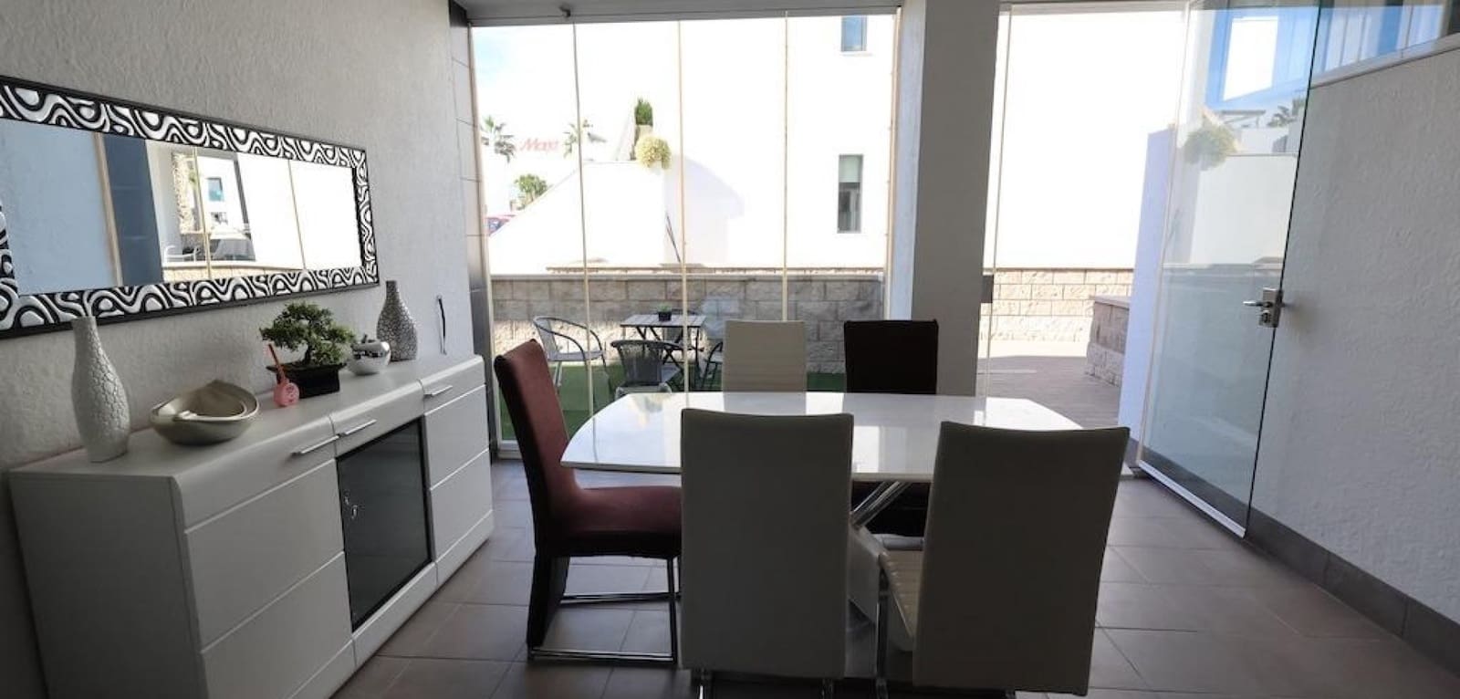 2 makuuhuone Bungalow myytävänä paikassa La Zenia mukana uima-altaan - 289 000 € (Ref: 9414535)