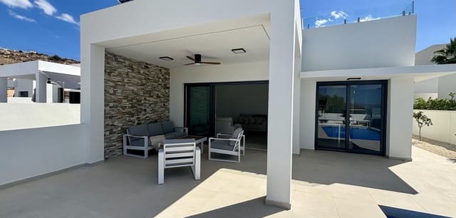 3 soveværelse Villa til salg i Ciudad Quesada, Rojales med swimmingpool - € 472.913 (Ref: 9417474)