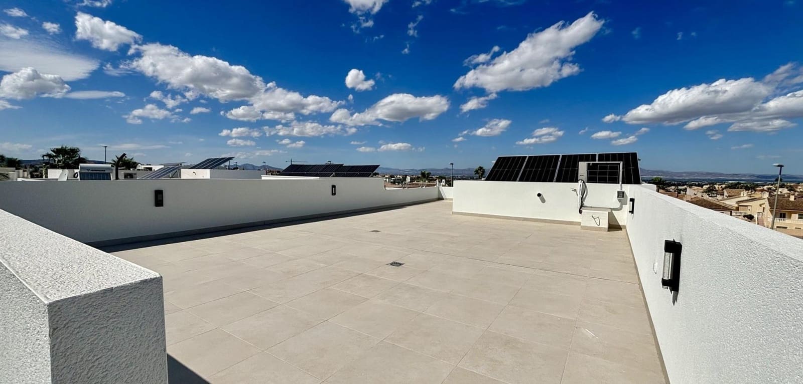 3 soveværelse Villa til salg i Rojales med swimmingpool - € 472.913 (Ref: 9417474)