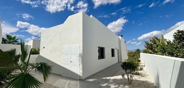 3 soveværelse Villa til salg i Ciudad Quesada, Rojales med swimmingpool - € 472.913 (Ref: 9417474)