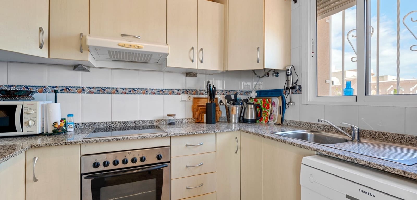 2 sypialnia Dom na sprzedaż w Ciudad Quesada z basenem - 195 000 € (Ref: 9417476)