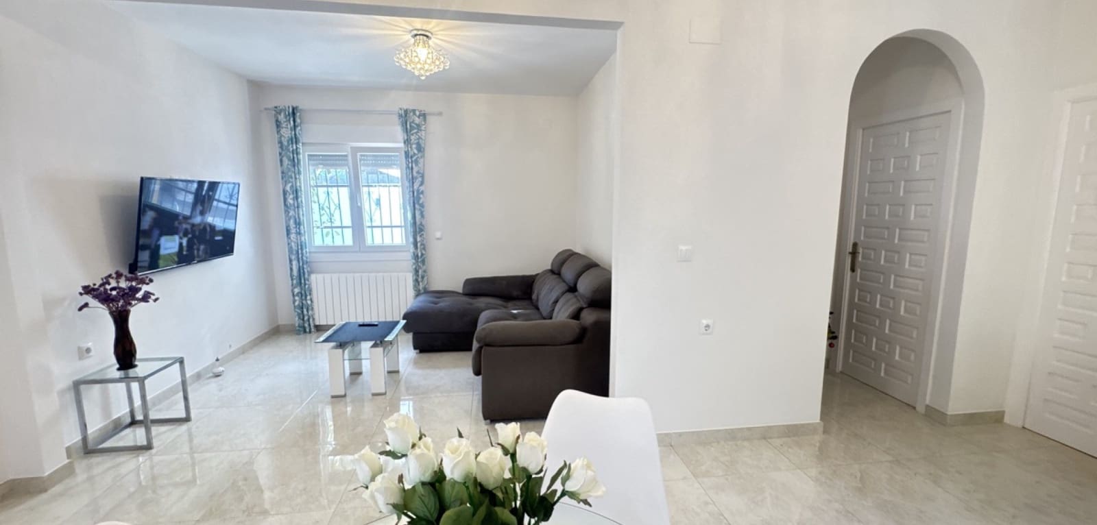 3 bedroom Villa for sale in Villamartin with pool - € 375,000 (Ref: 9417477)