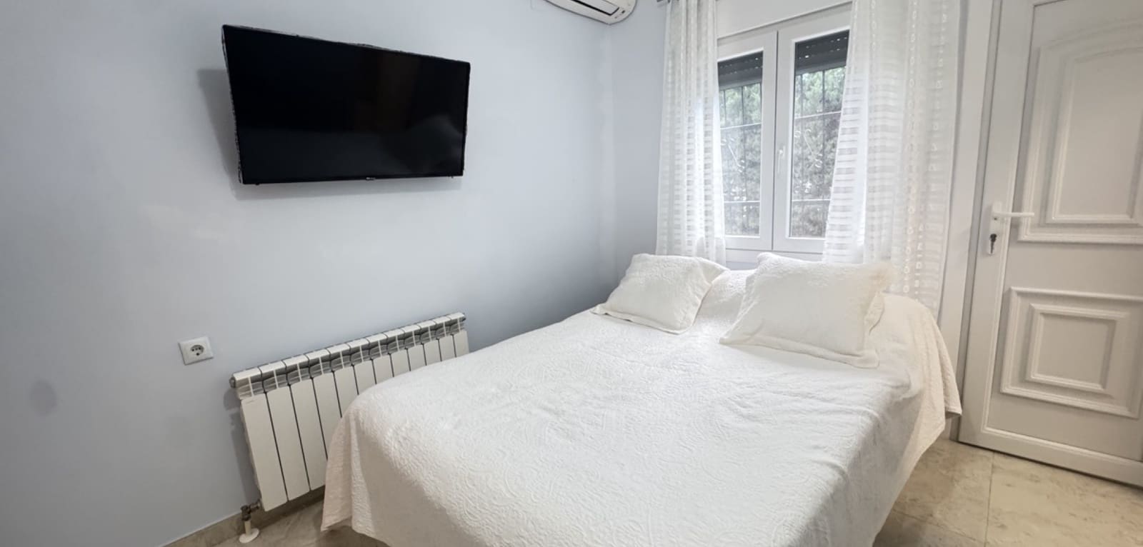 3 bedroom Villa for sale in Villamartin with pool - € 375,000 (Ref: 9417477)