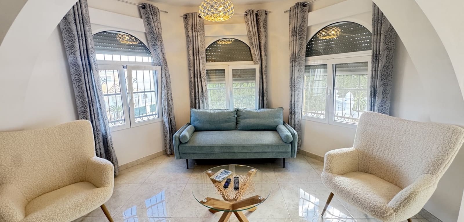 3 bedroom Villa for sale in Villamartin with pool - € 375,000 (Ref: 9417477)