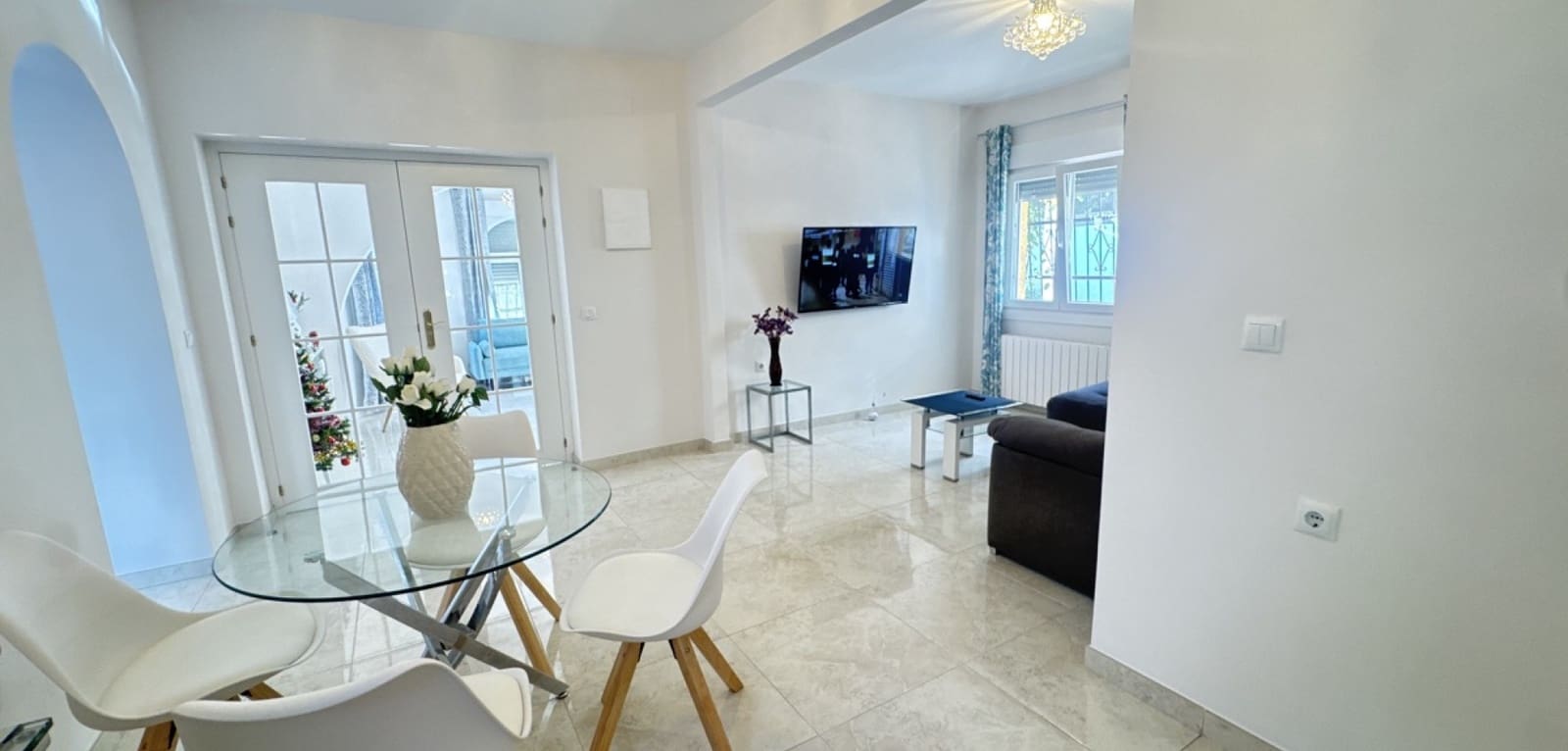 3 bedroom Villa for sale in Villamartin with pool - € 375,000 (Ref: 9417477)