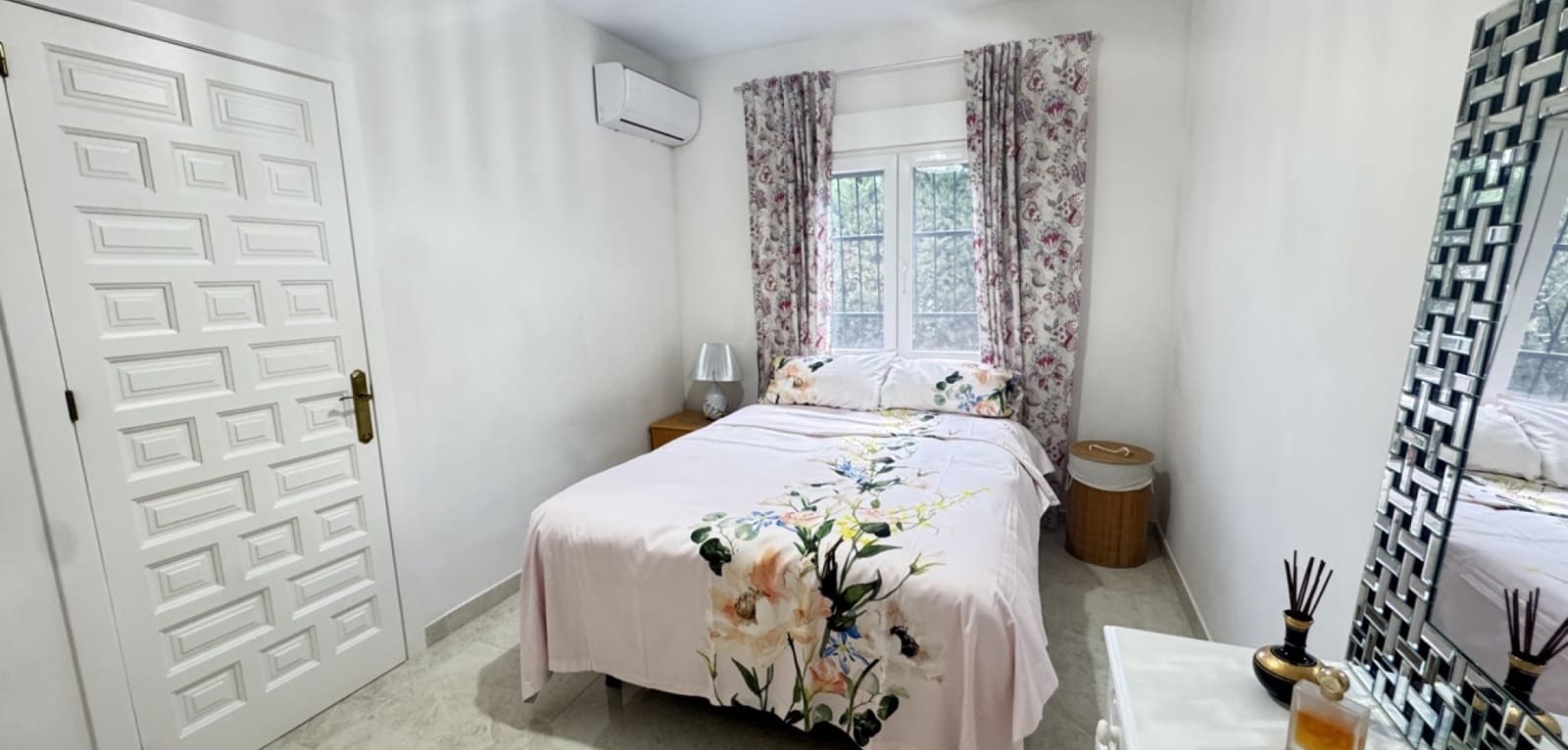 3 bedroom Villa for sale in Villamartin with pool - € 375,000 (Ref: 9417477)