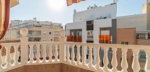 3 slaapkamer Appartement te koop in Puerto Deportivo, Torrevieja - € 209.000 (Ref: 9417479)