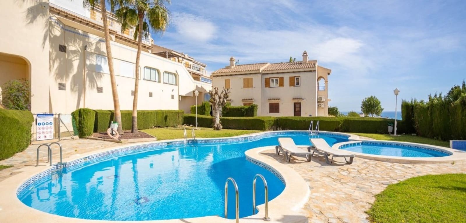 2 bedroom Apartment for sale in La Mata with pool - € 179,999 (Ref: 9420071)