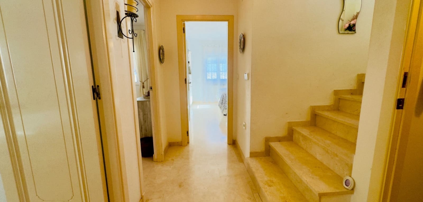 3 Zimmer Villa zu verkaufen in Playa Flamenca mit Pool - 372.000 € (Ref: 9420513)