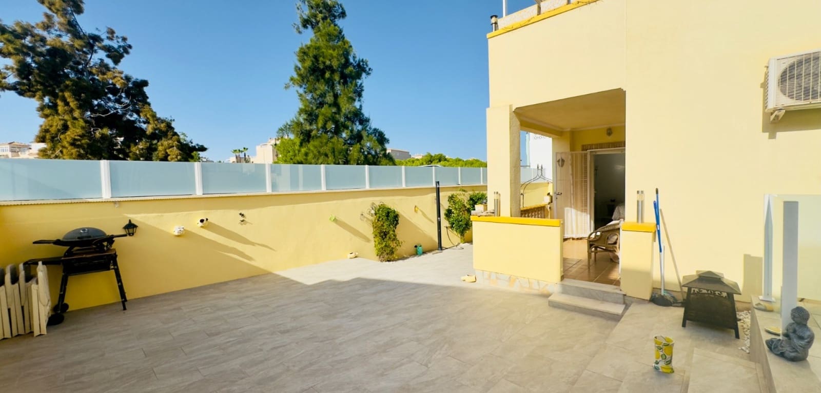 3 Zimmer Villa zu verkaufen in Playa Flamenca mit Pool - 372.000 € (Ref: 9420513)