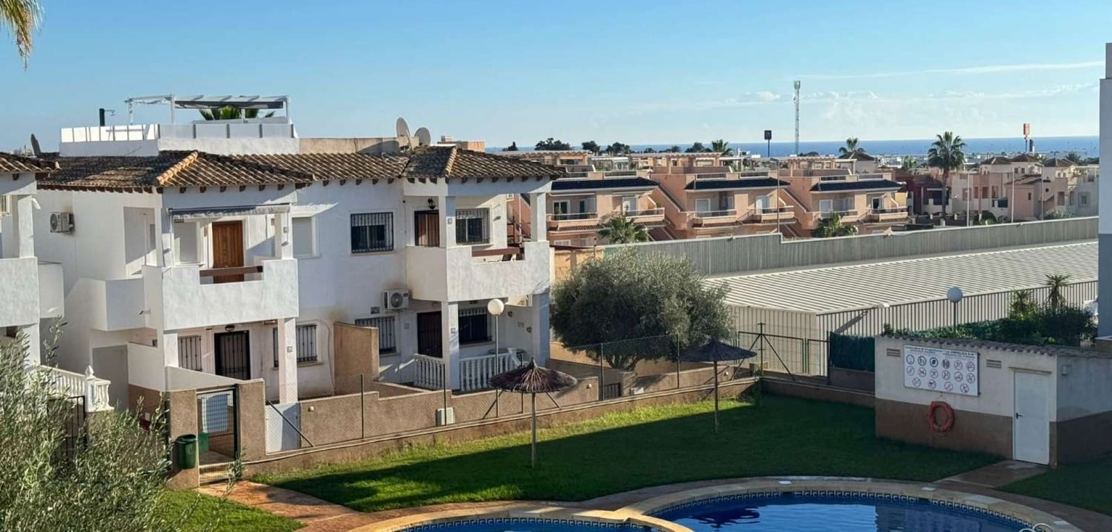 Apartamento de 2 habitaciones en Orihuela Costa en venta con piscina - 159.900 € (Ref: 9425815)