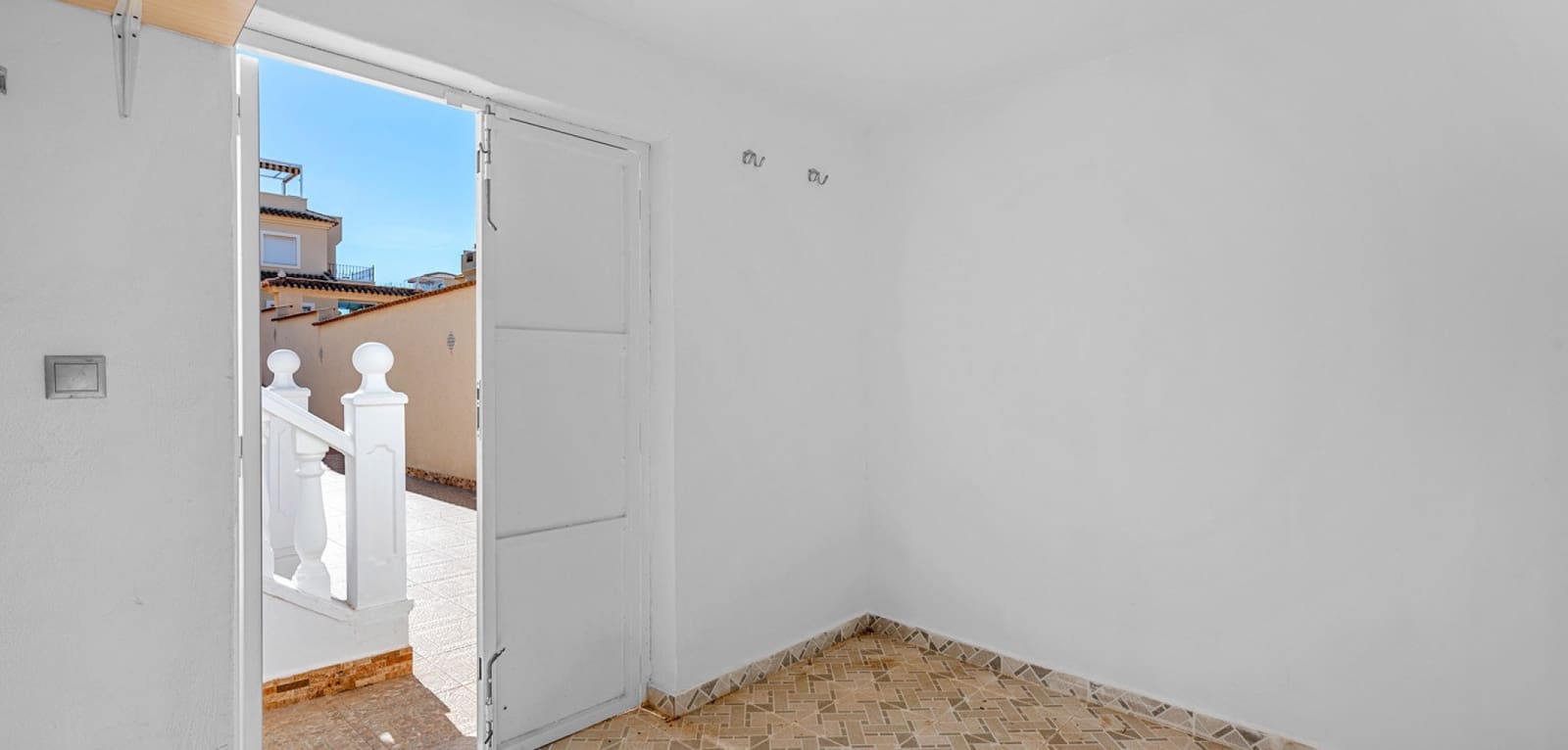 4 soveværelse Villa til salg i Rojales med swimmingpool - € 375.000 (Ref: 9425816)