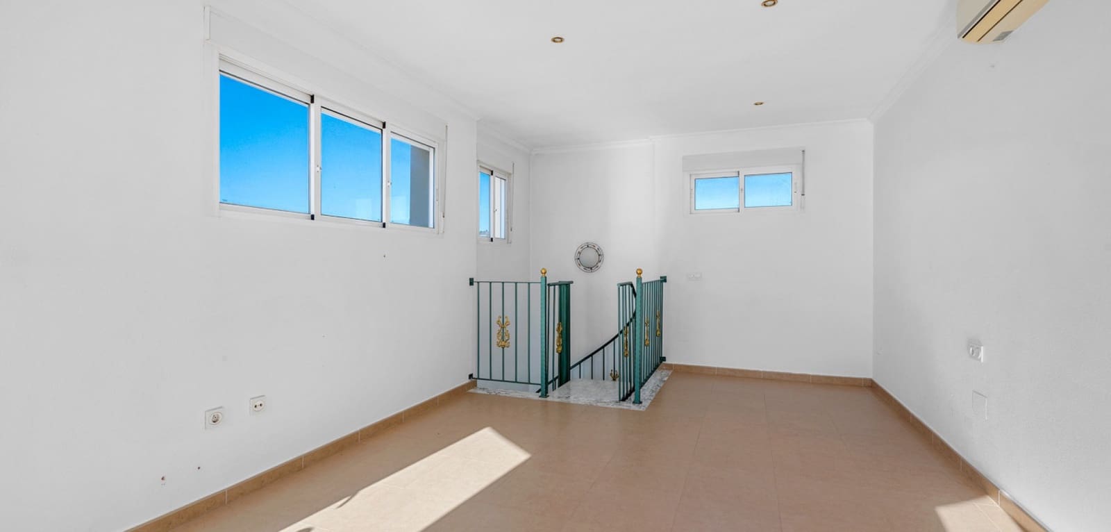 4 soveværelse Villa til salg i Rojales med swimmingpool - € 375.000 (Ref: 9425816)