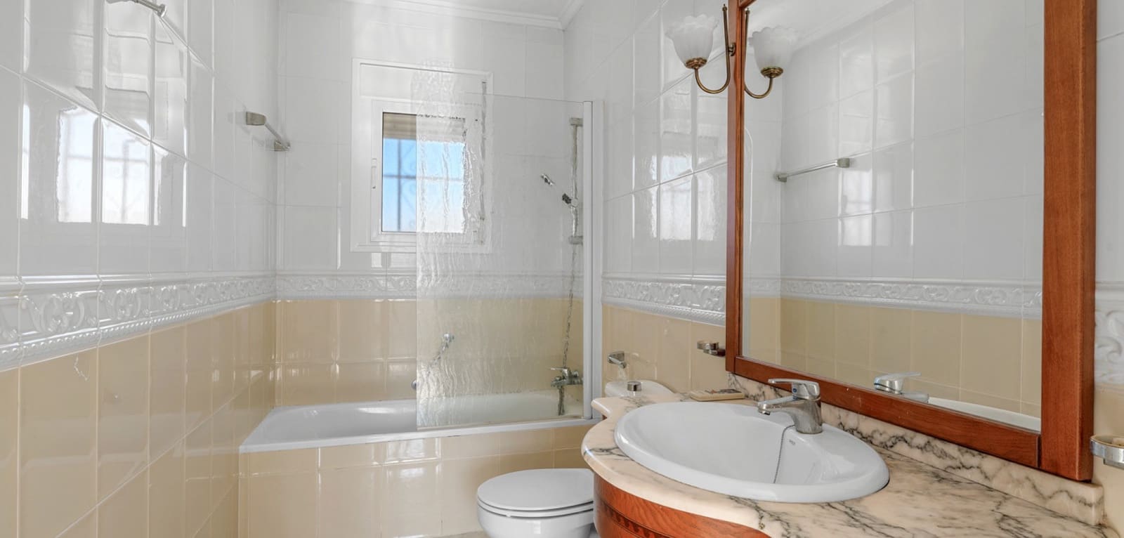 4 soveværelse Villa til salg i Rojales med swimmingpool - € 375.000 (Ref: 9425816)