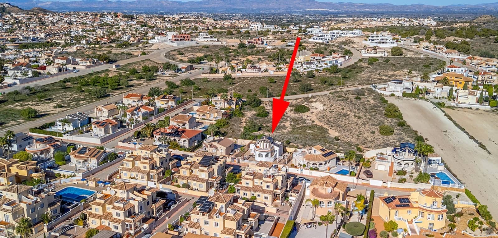 4 soveværelse Villa til salg i Rojales med swimmingpool - € 375.000 (Ref: 9425816)