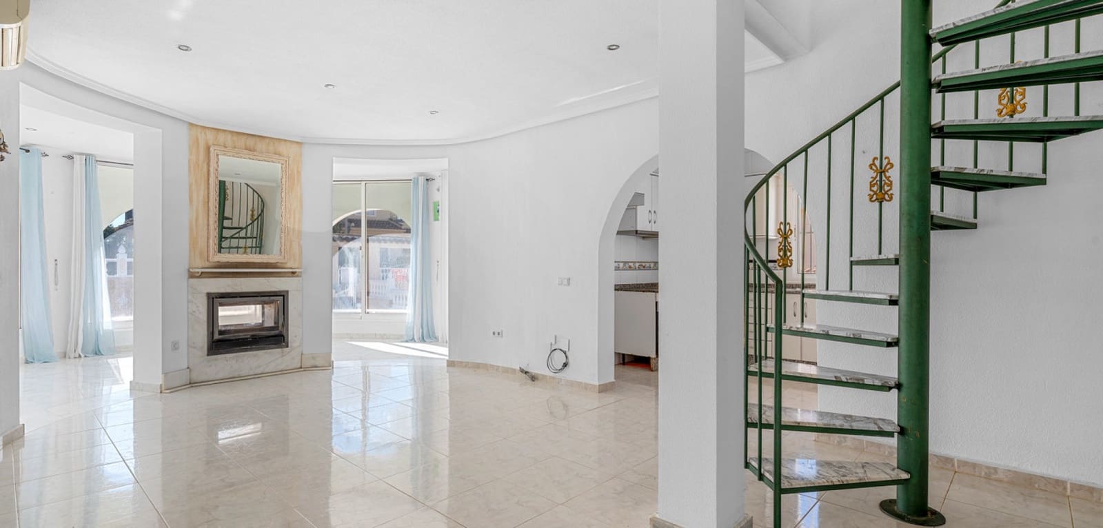 4 soveværelse Villa til salg i Rojales med swimmingpool - € 375.000 (Ref: 9425816)