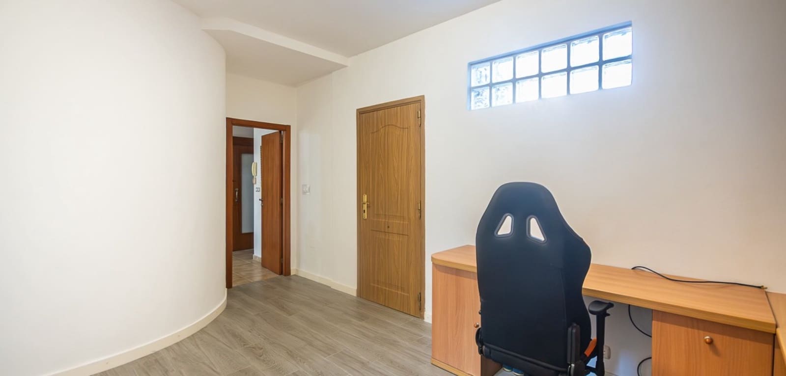 4 soverom Villa til salgs i Benferri - € 250 000 (Ref: 9425817)