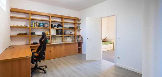 4 soverom Villa til salgs i Benferri - € 250 000 (Ref: 9425817)