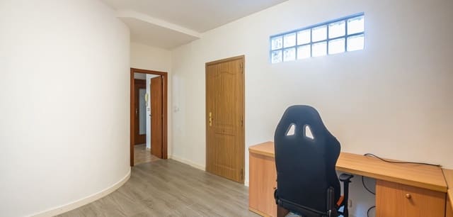 4 soverom Villa til salgs i Benferri - € 250 000 (Ref: 9425817)