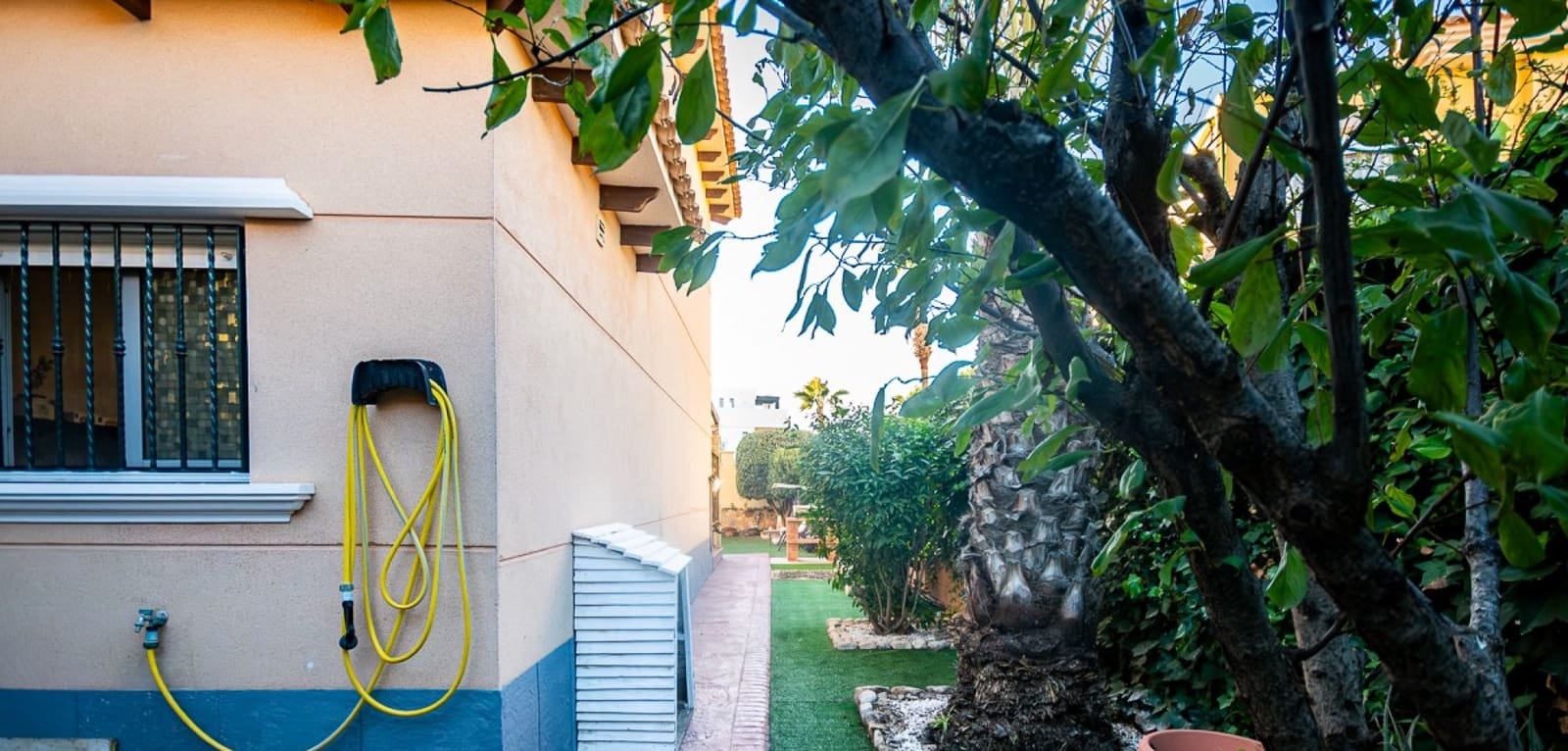 4 soverom Villa til salgs i Benferri - € 250 000 (Ref: 9425817)