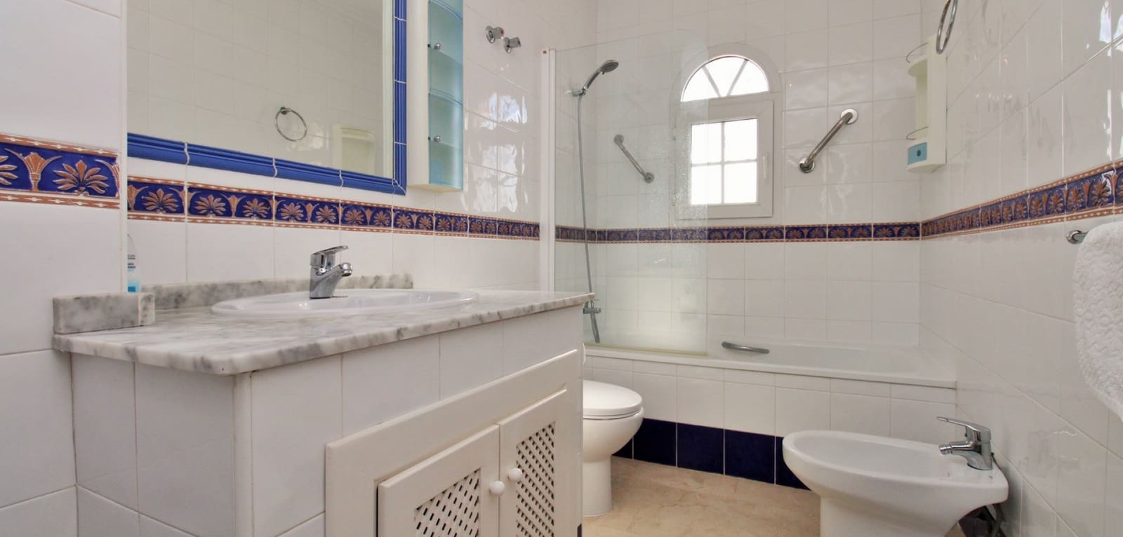 2 camera da letto Casa in vendita in Villamartin con piscina - 244.990 € (Rif: 9428182)