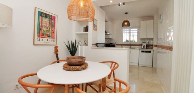 2 chambre Maison de Ville à vendre à Villamartin, Orihuela avec piscine - 244 990 € (Ref: 9428182)