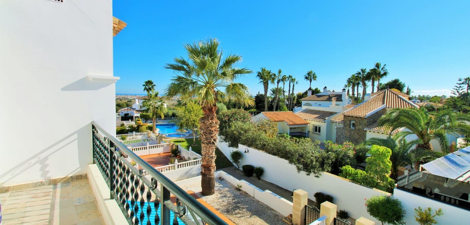 2 camera da letto Casa in vendita in Villamartin con piscina - 244.990 € (Rif: 9428182)