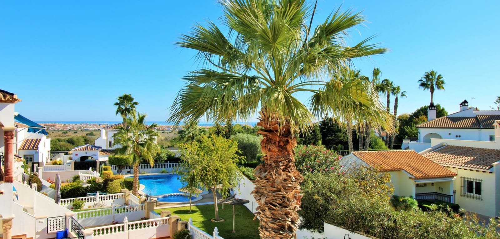 2 camera da letto Casa in vendita in Villamartin con piscina - 244.990 € (Rif: 9428182)