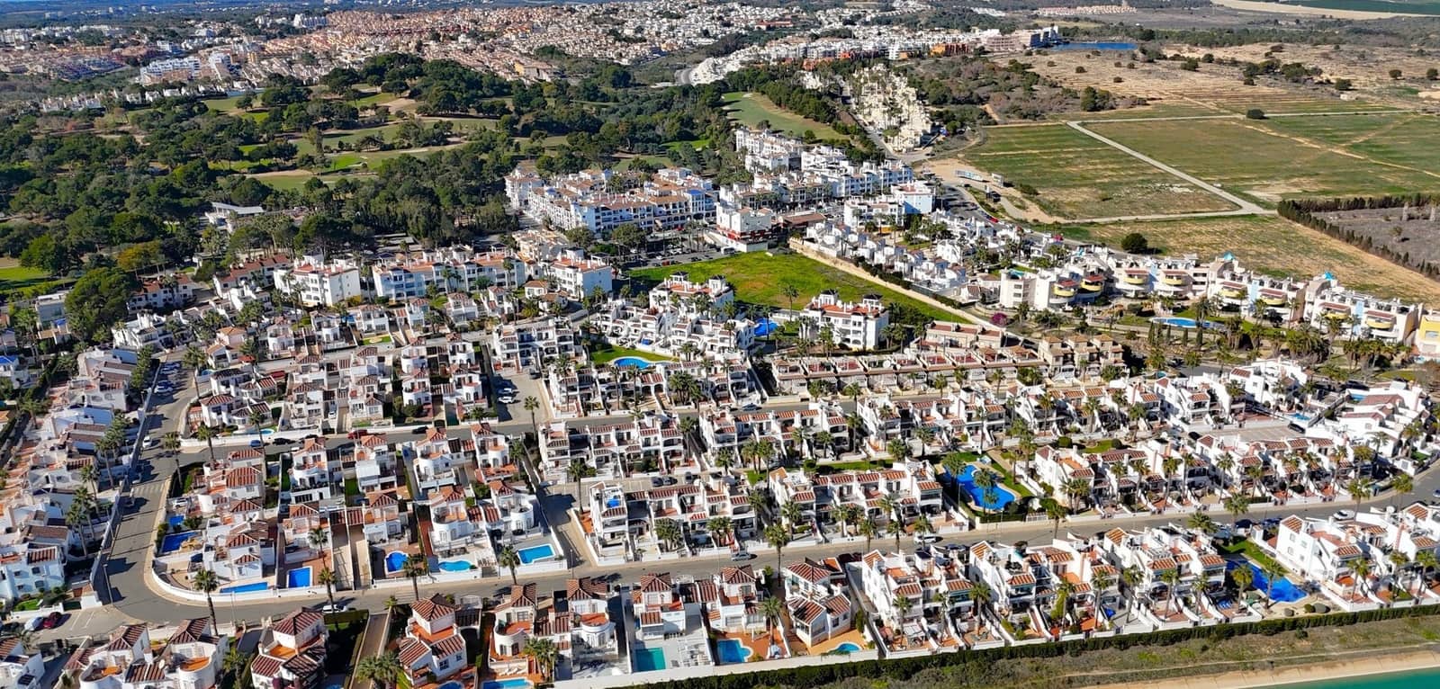 2 camera da letto Casa in vendita in Villamartin con piscina - 244.990 € (Rif: 9428182)