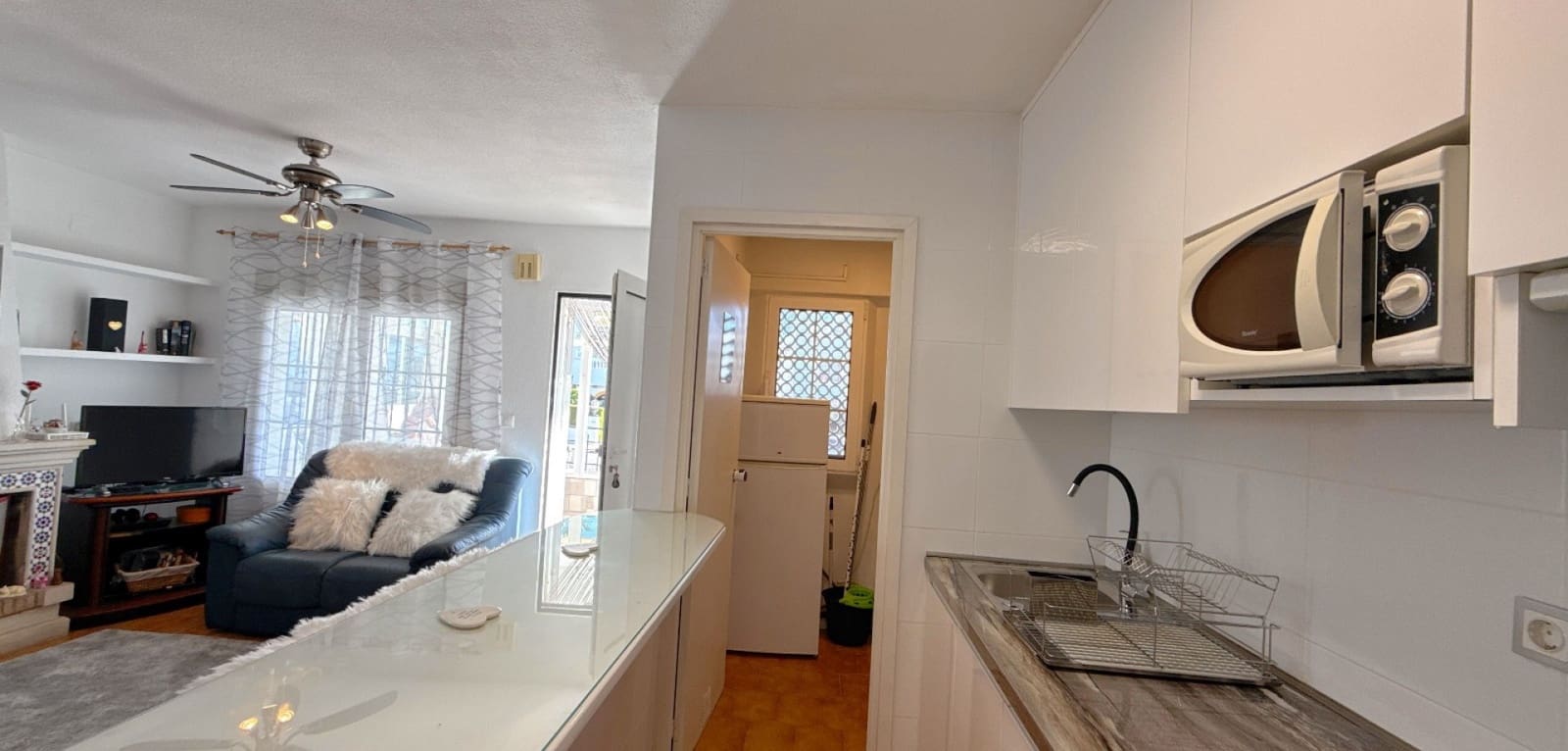 3 bedroom Townhouse for sale in Villamartin with pool - € 229,950 (Ref: 9428185)