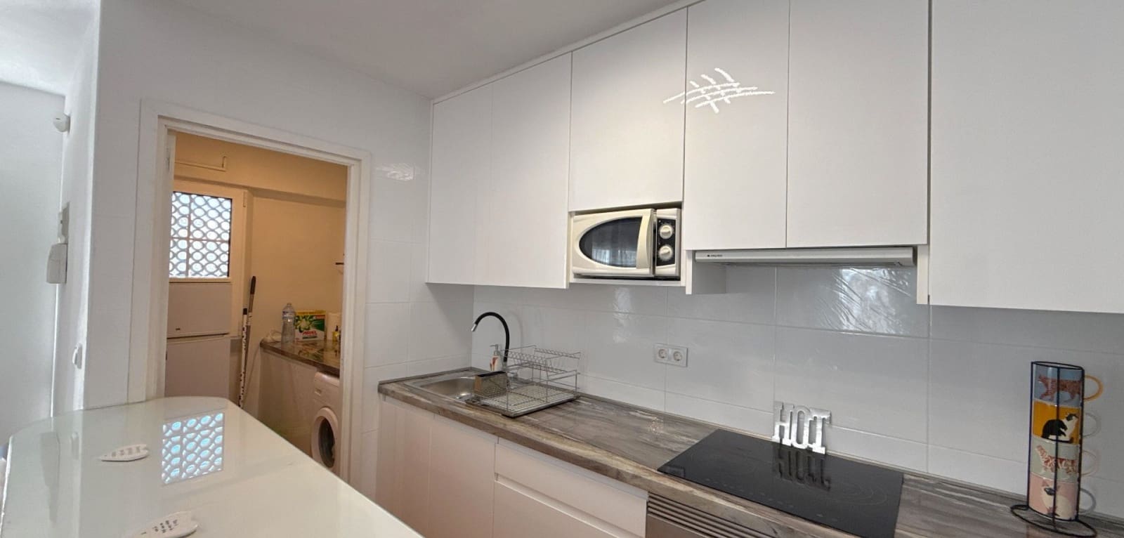 3 bedroom Townhouse for sale in Villamartin with pool - € 229,950 (Ref: 9428185)