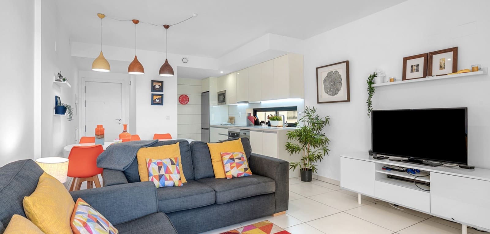 2 bedroom Apartment for sale in Villamartin with pool - € 239,000 (Ref: 9436270)