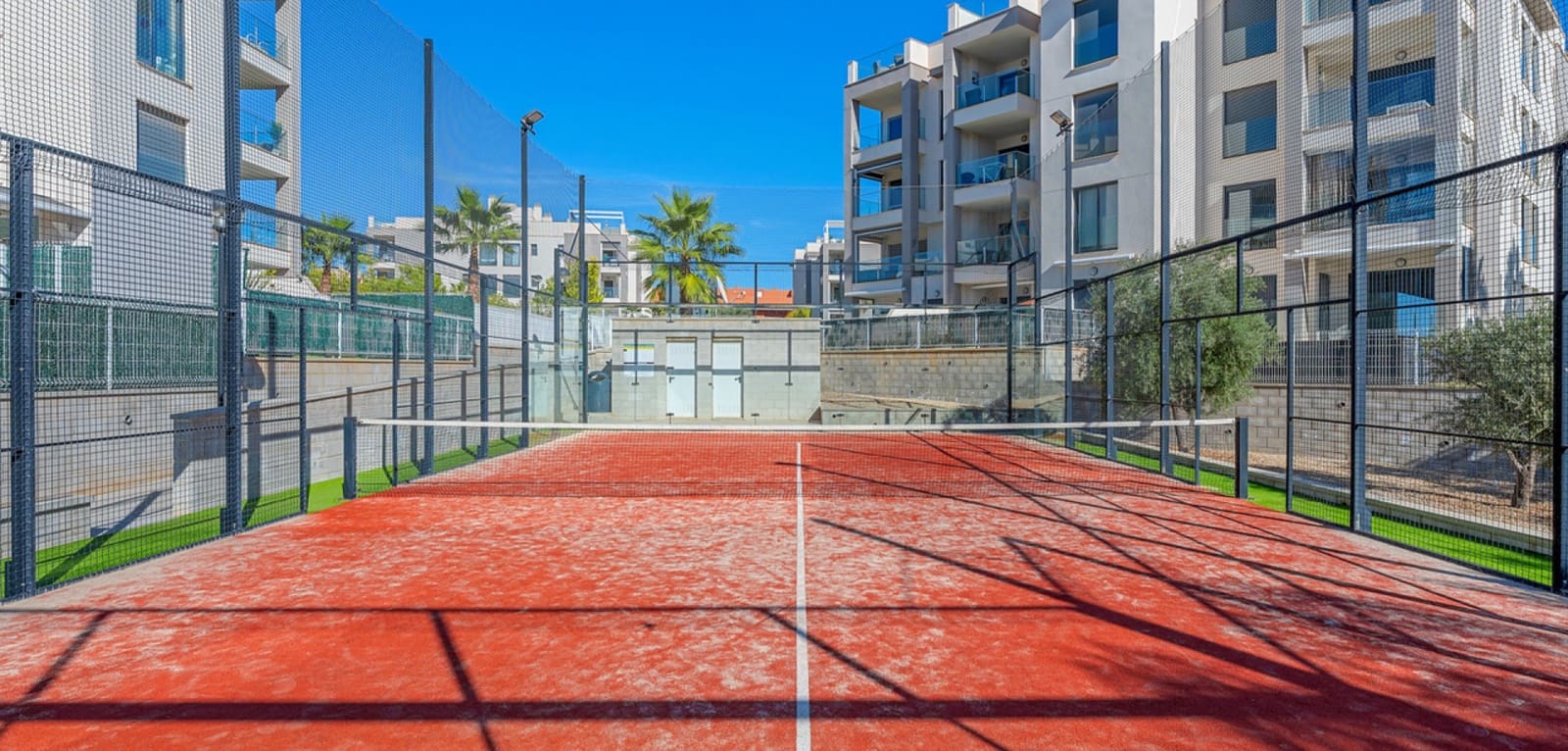 2 bedroom Apartment for sale in Villamartin with pool - € 239,000 (Ref: 9436270)