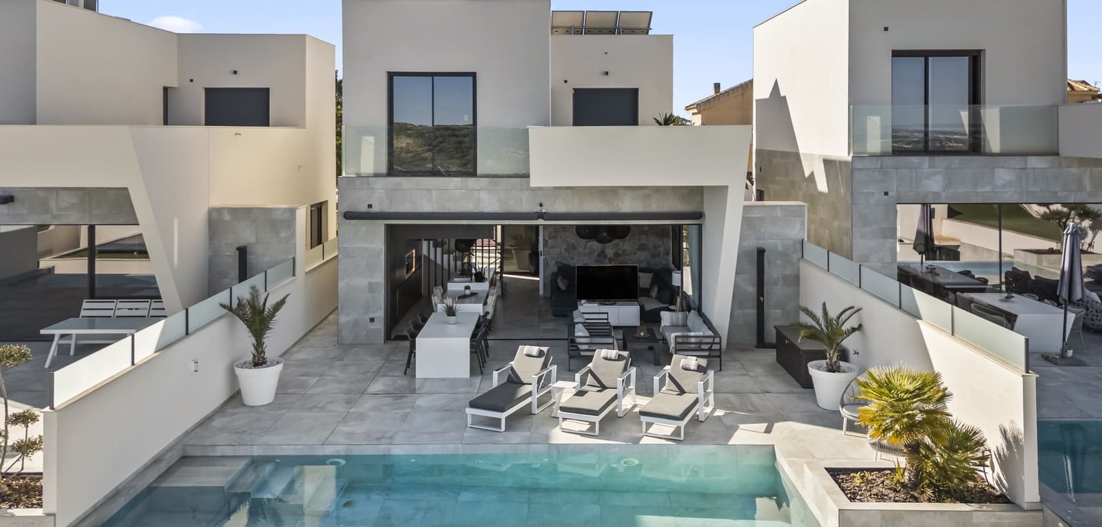 4 sypialnia Willa na sprzedaż w Ciudad Quesada z basenem - 749 000 € (Ref: 9436272)