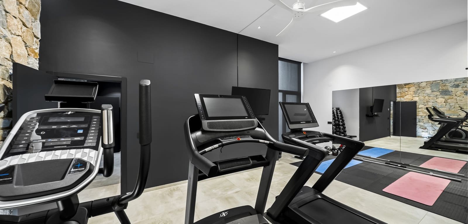 4 sypialnia Willa na sprzedaż w Ciudad Quesada z basenem - 749 000 € (Ref: 9436272)